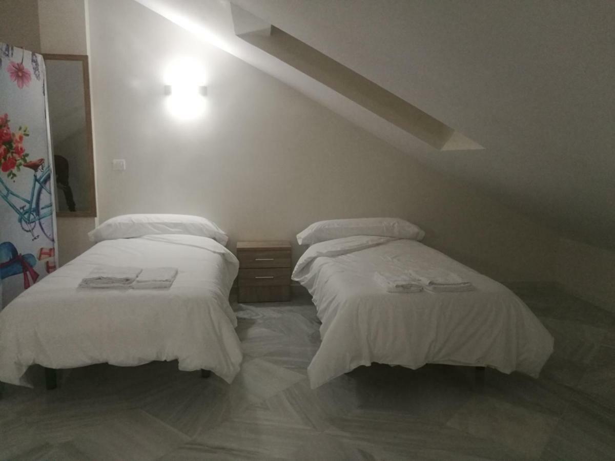 Apartamentos Edificio Vicente Málaga Exteriör bild