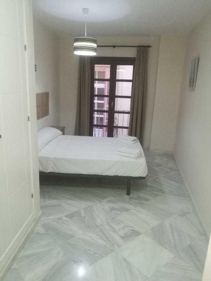 Apartamentos Edificio Vicente Málaga Exteriör bild