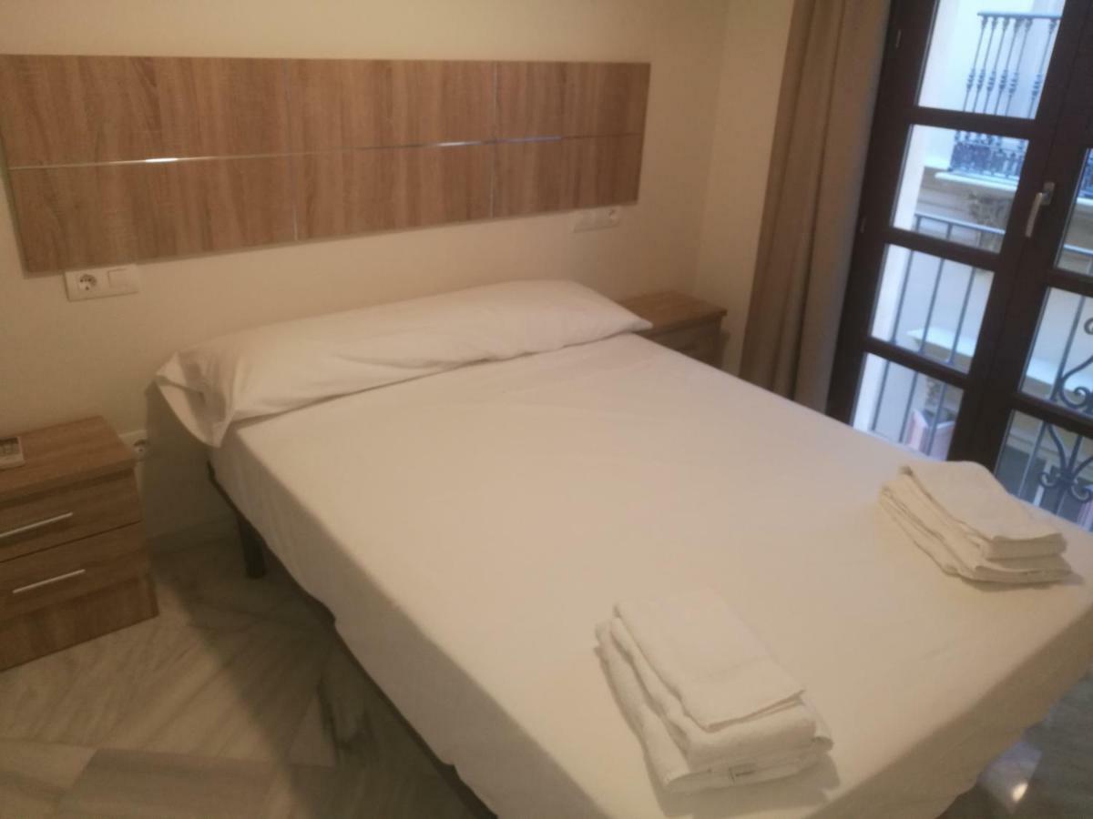 Apartamentos Edificio Vicente Málaga Exteriör bild